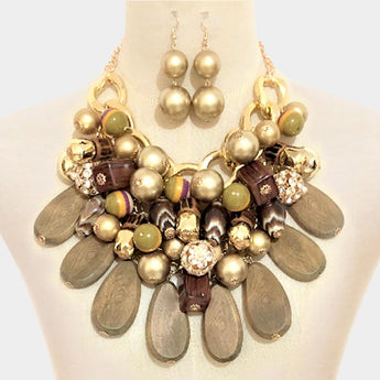Shelby Necklace Set